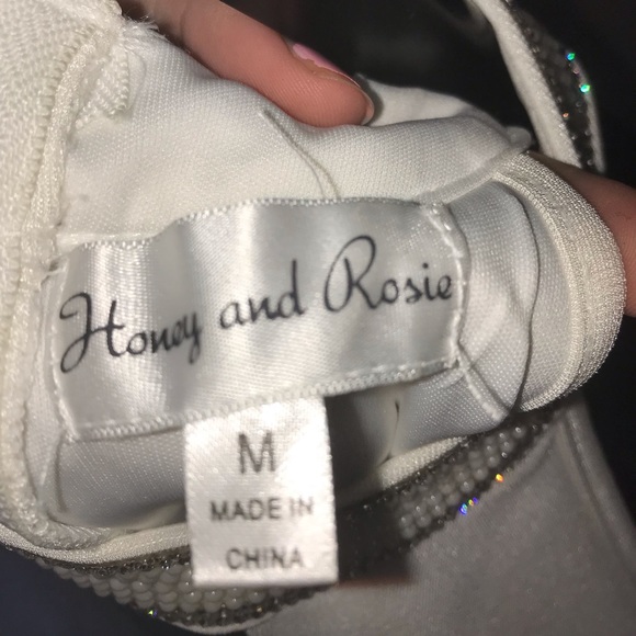 Gorgeous formal dress!! - Picture 3 of 4